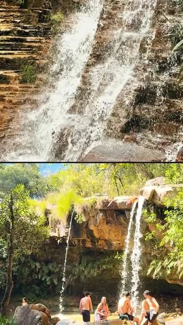 Cachoeira no meio da mata